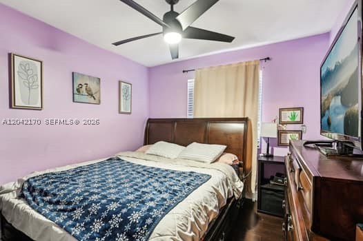 SAGA BAY TOWNHOMES - Residential