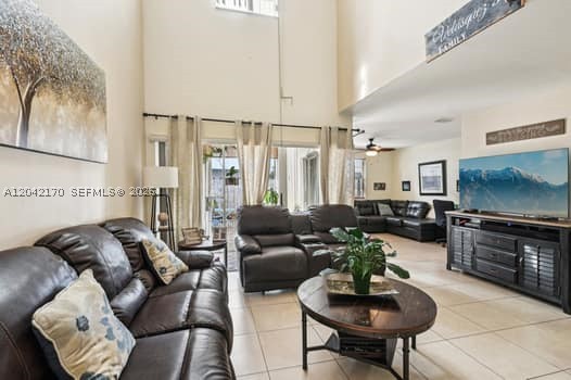 SAGA BAY TOWNHOMES - Residential