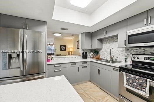 SAGA BAY TOWNHOMES - Residential