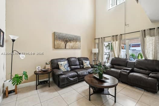 SAGA BAY TOWNHOMES - Residential
