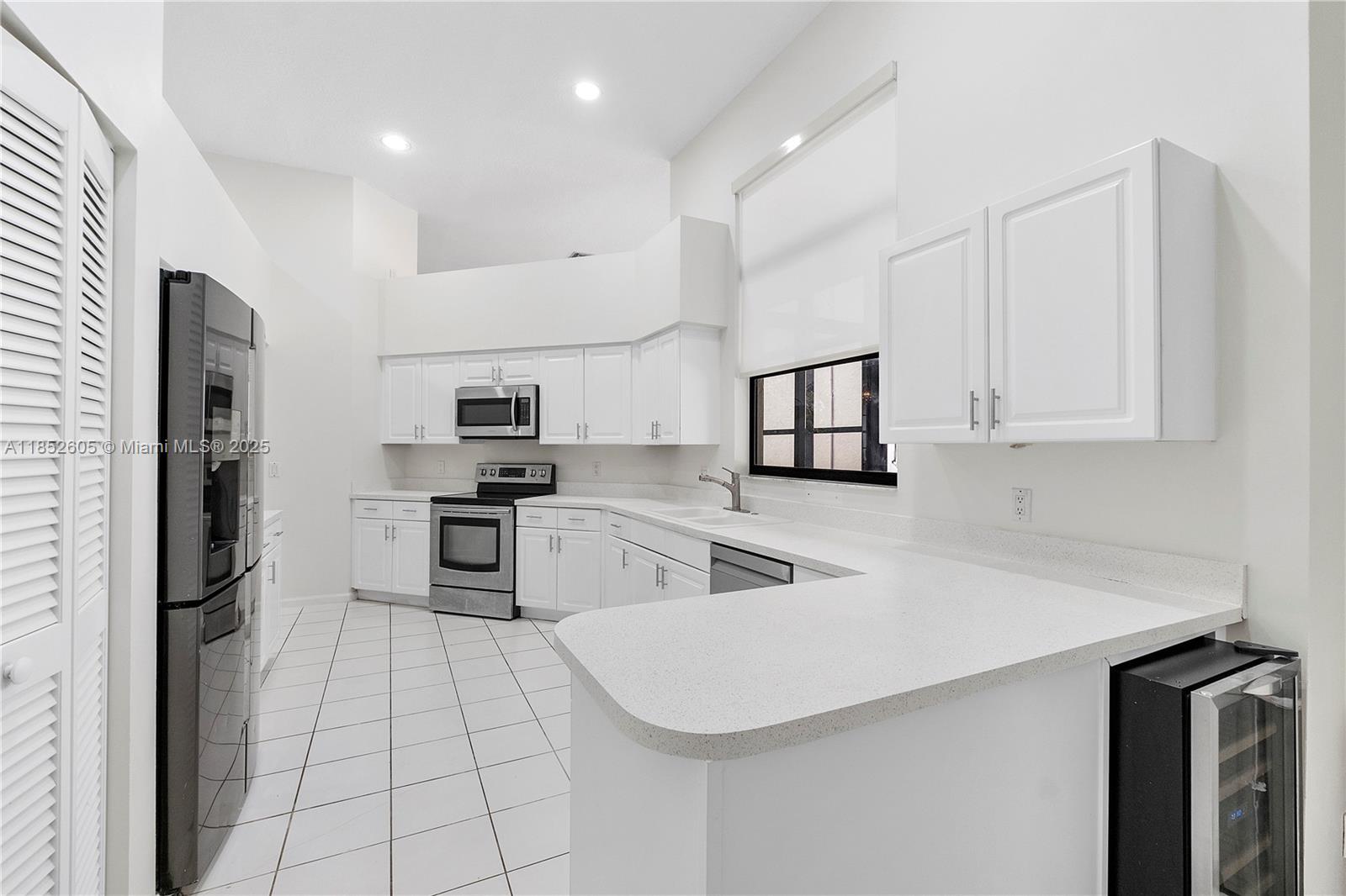 OAK RUN OF ARVIDA COUNTRY - Residential
