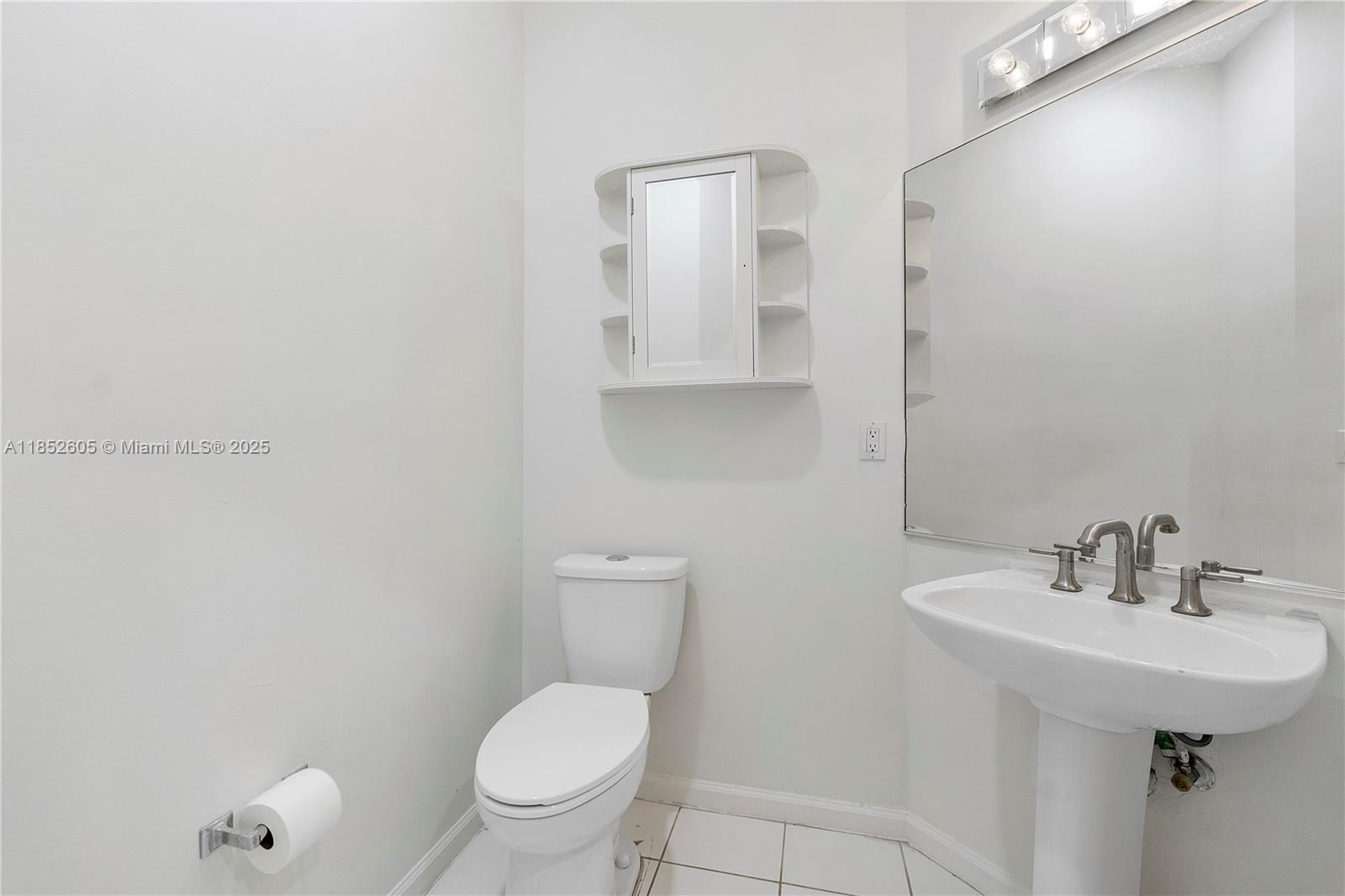 OAK RUN OF ARVIDA COUNTRY - Residential