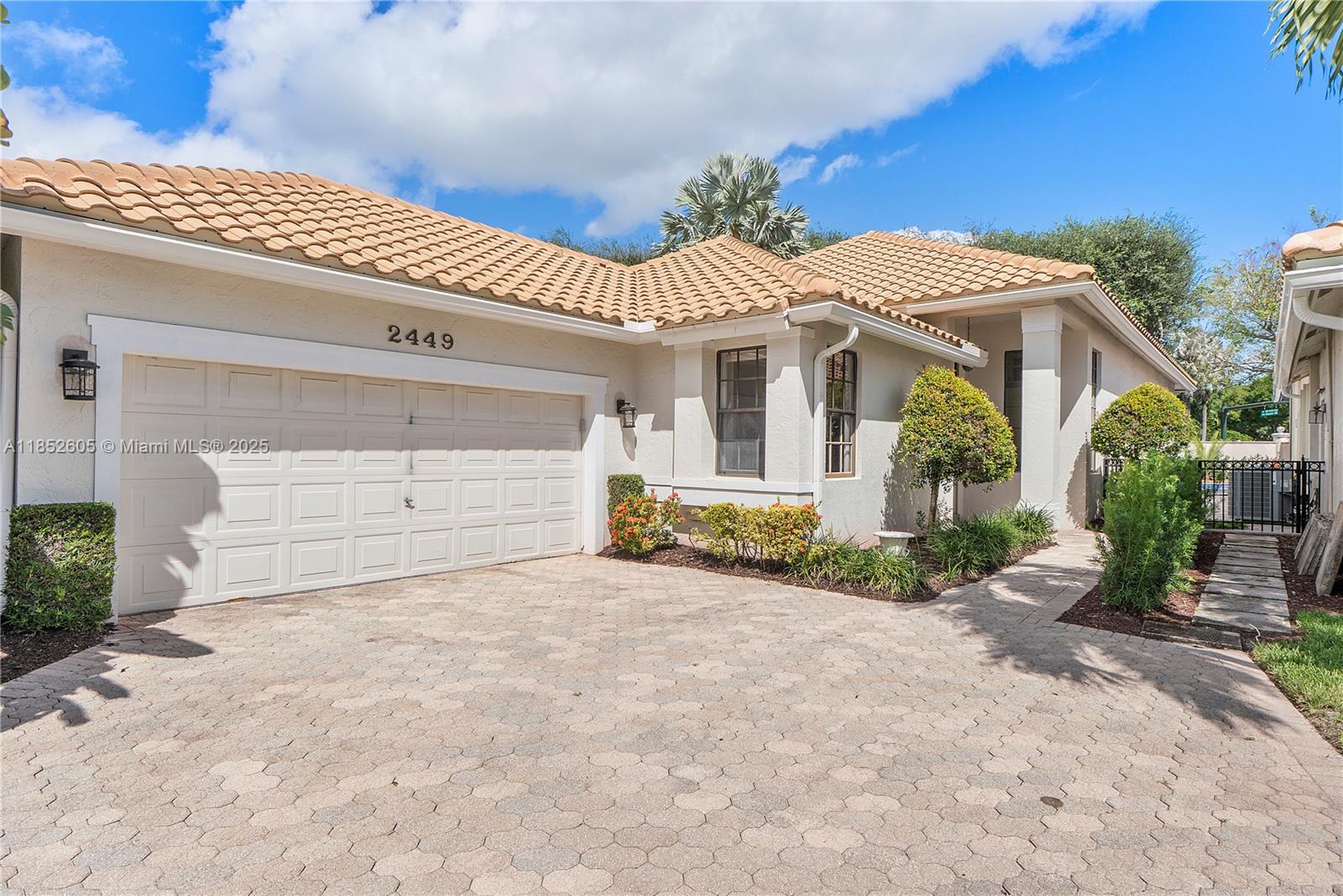 OAK RUN OF ARVIDA COUNTRY - Residential