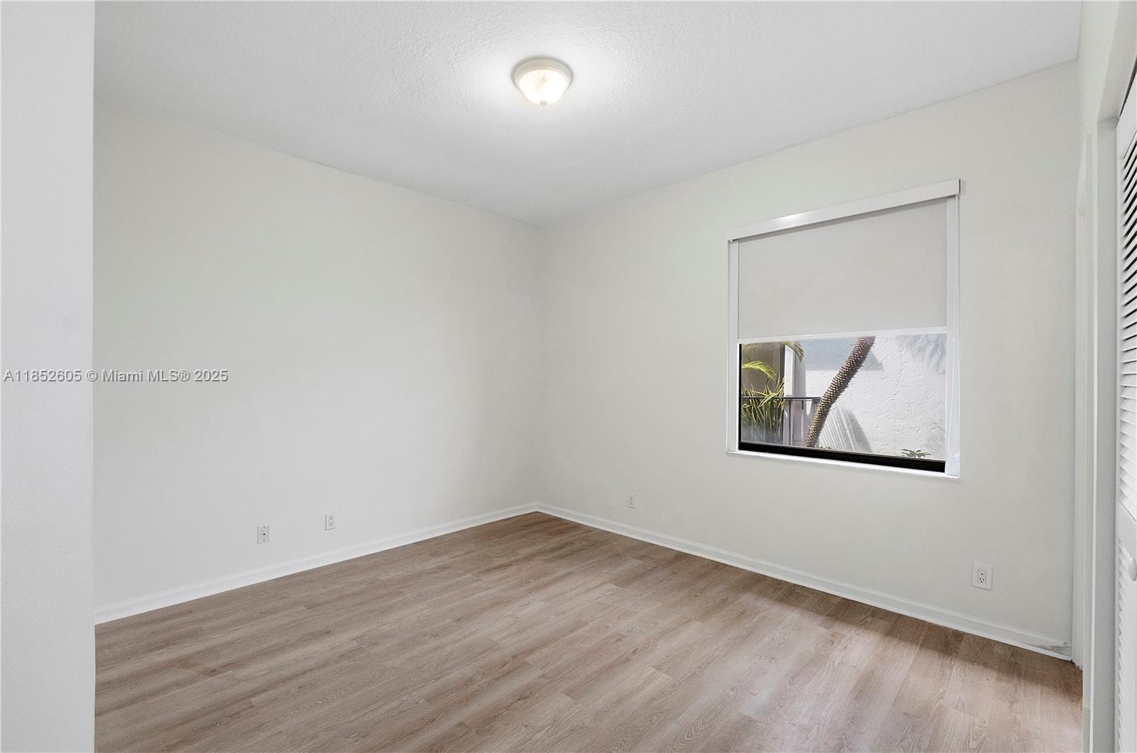 OAK RUN OF ARVIDA COUNTRY - Residential