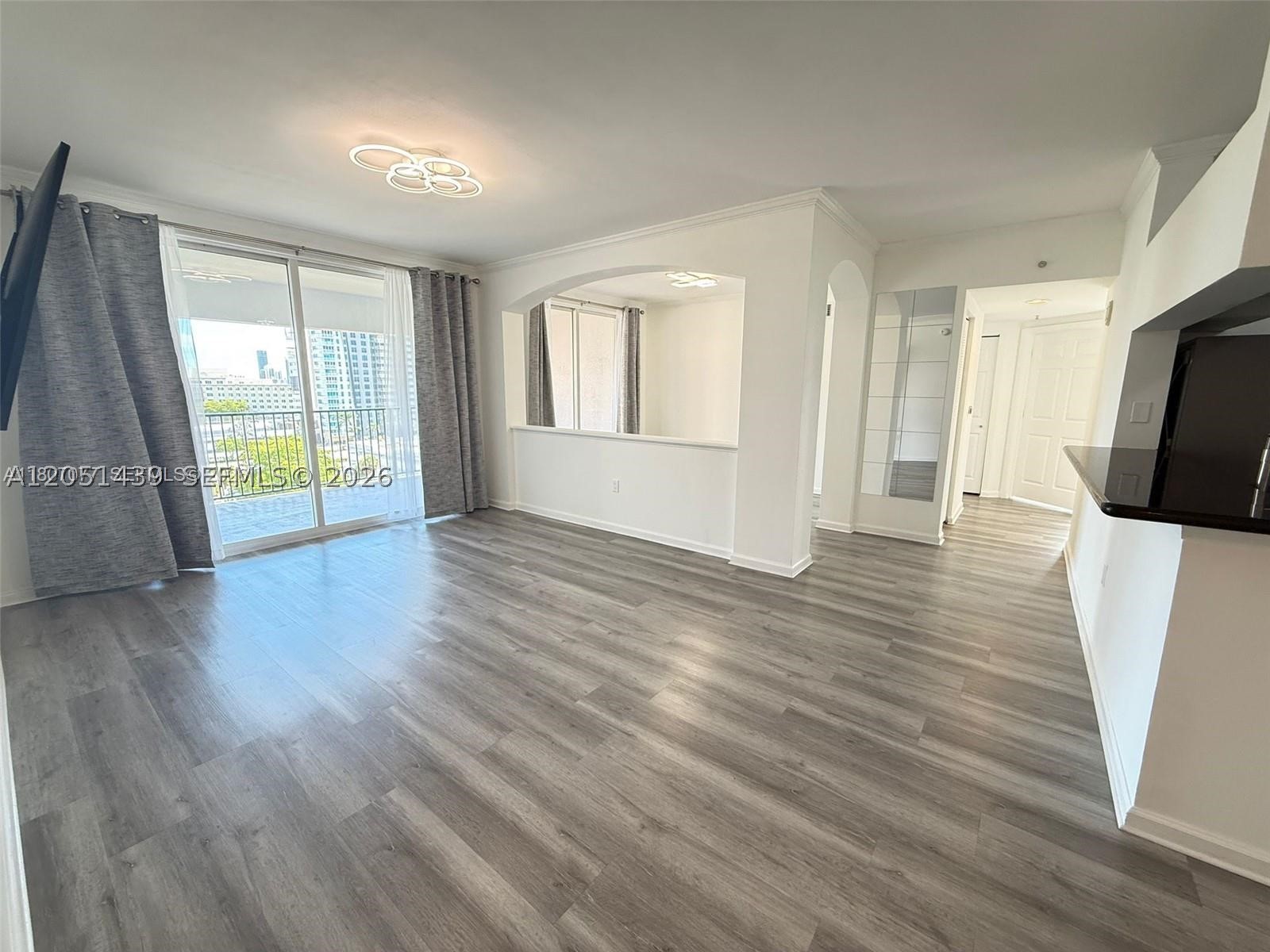 PORTO BELLAGIO CONDO - Residential