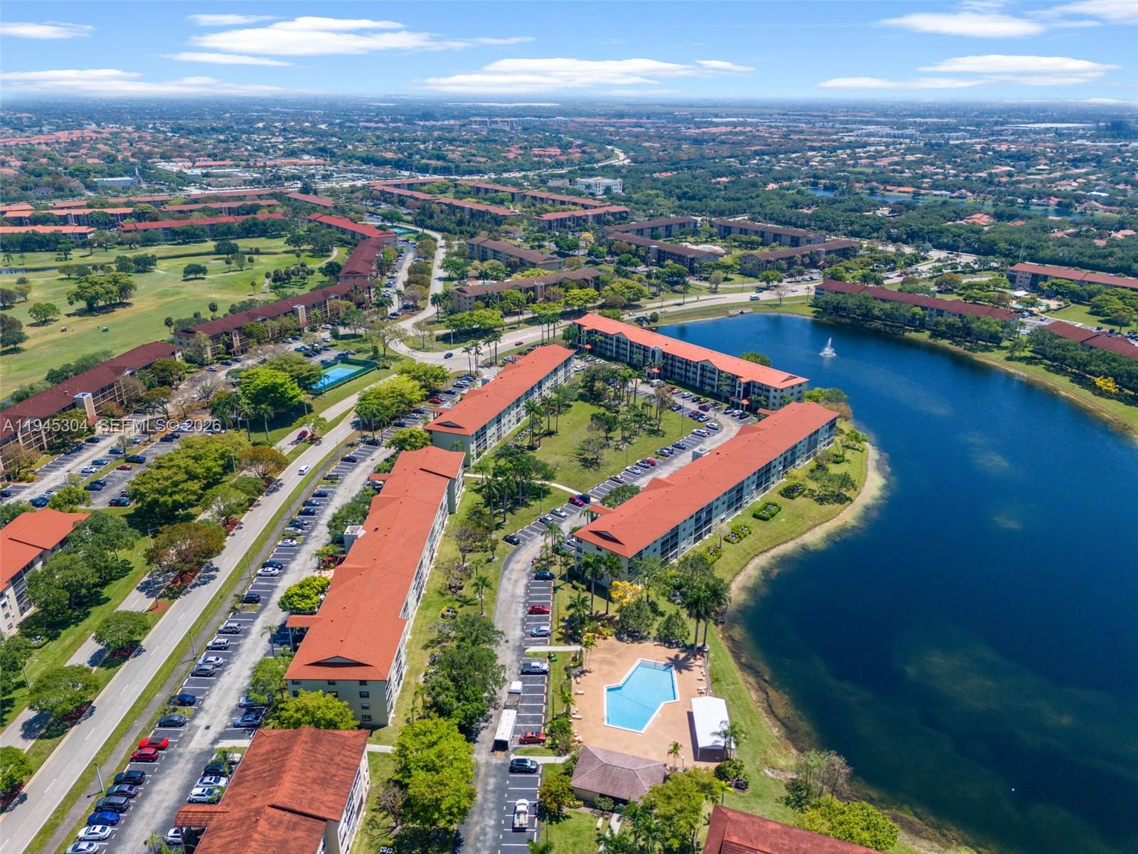 IVANHOE EAST AT CENTURY V - Residential