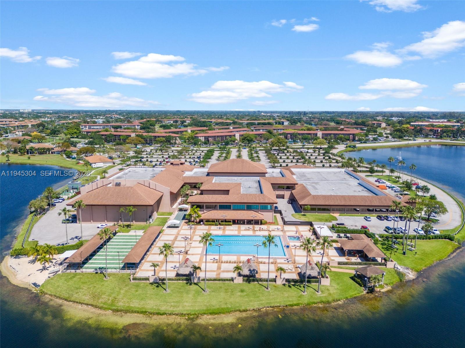 IVANHOE EAST AT CENTURY V - Residential