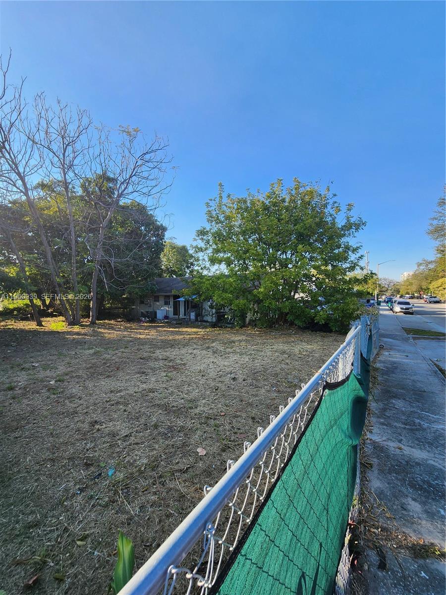 GROVELAND PK - Land