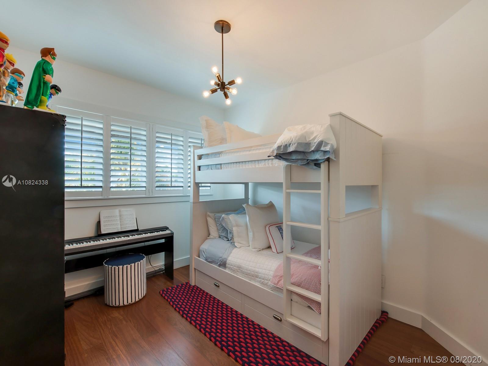 BISCAYNE KEY ESTATES - Residential