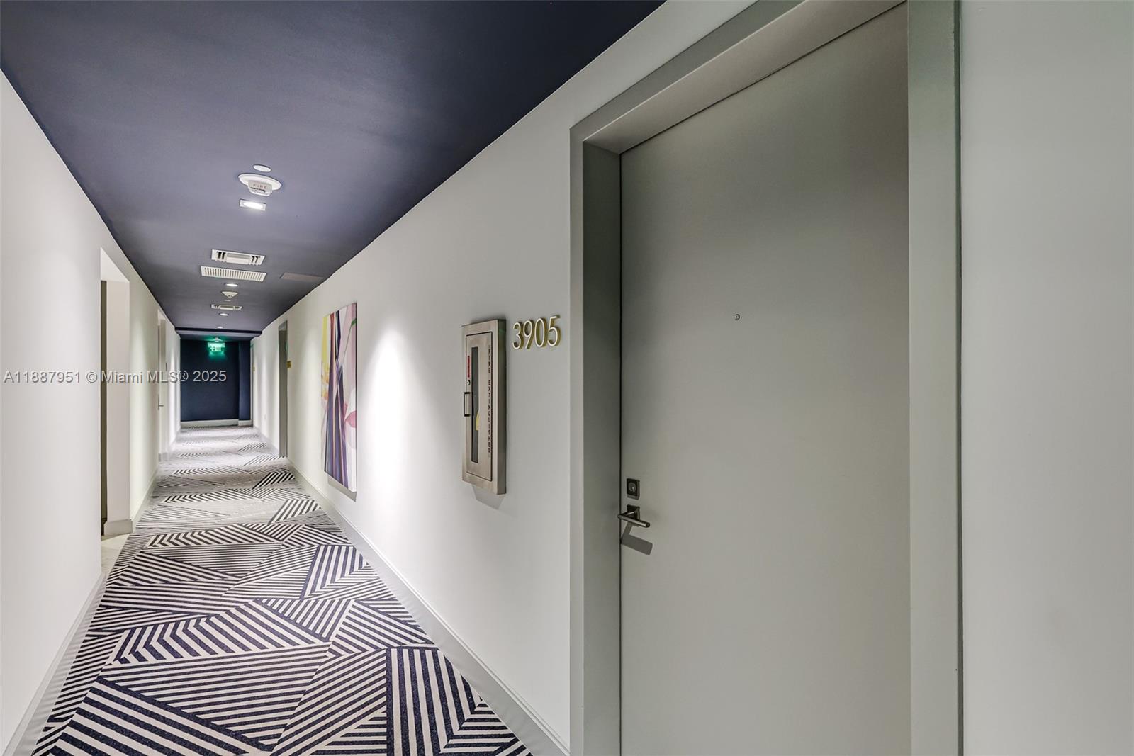 BRICKELL HEIGHTS EAST CON - Residential Lease