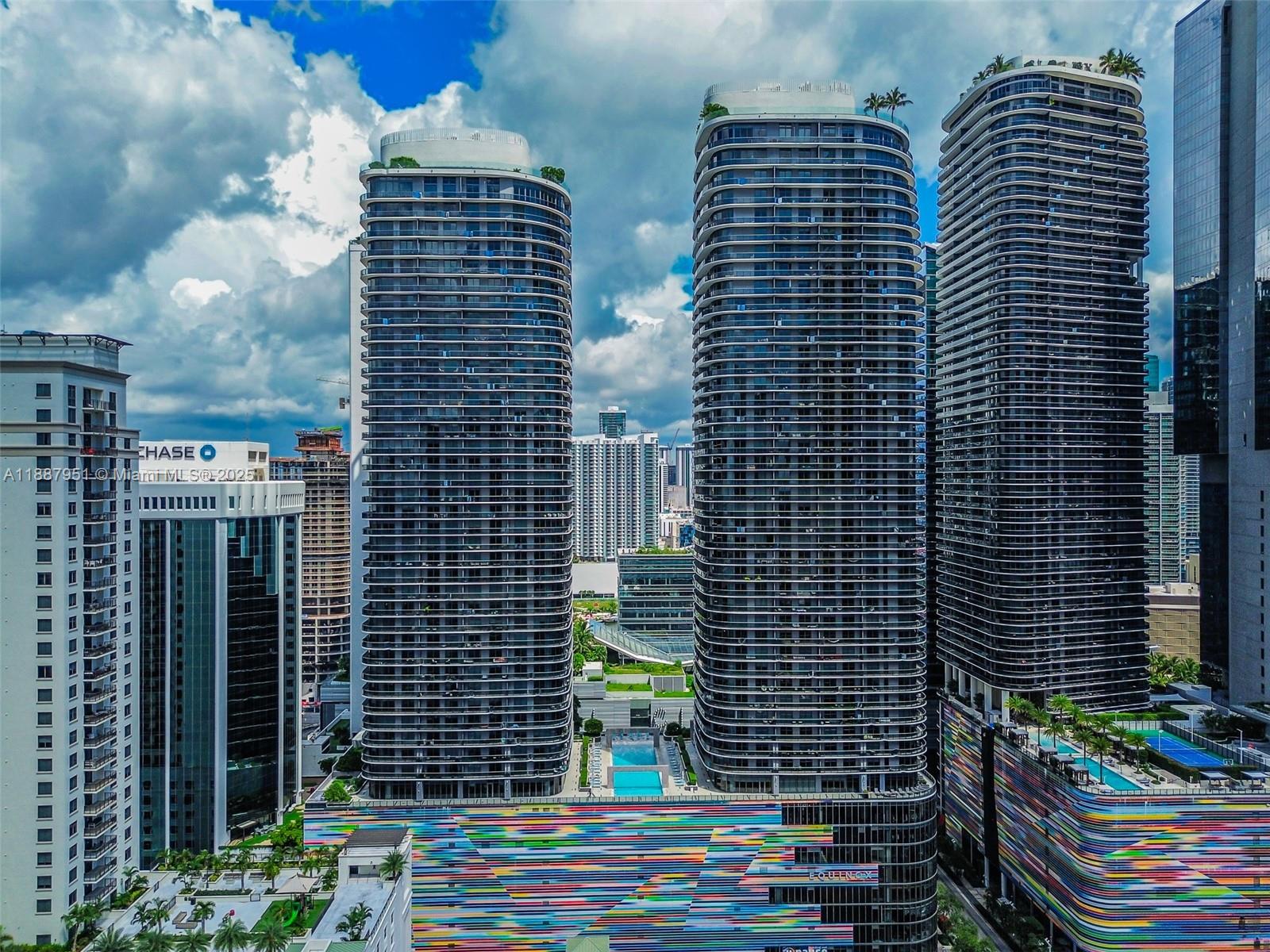 BRICKELL HEIGHTS EAST CON - Residential Lease