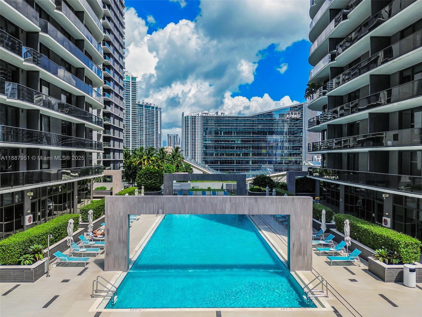 BRICKELL HEIGHTS EAST CON - Residential Lease