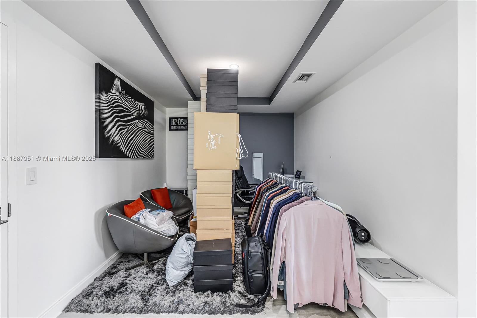 BRICKELL HEIGHTS EAST CON - Residential Lease