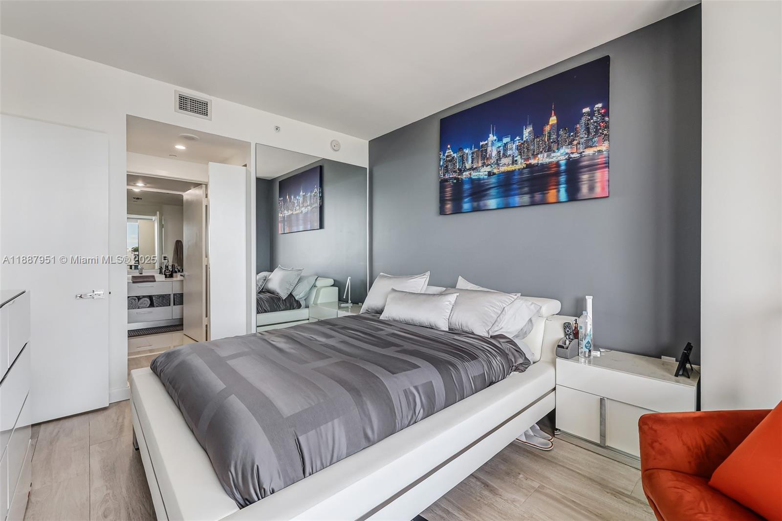 BRICKELL HEIGHTS EAST CON - Residential Lease