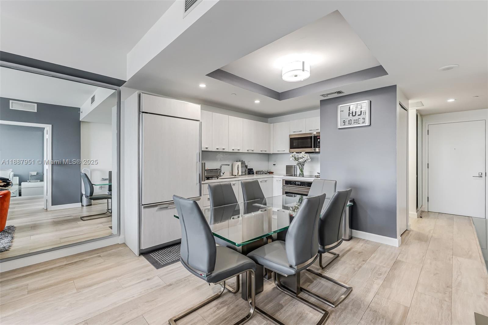 BRICKELL HEIGHTS EAST CON - Residential Lease