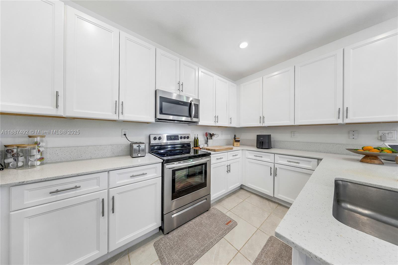 ENCLAVE SOUTH PHASE 2 - Residential