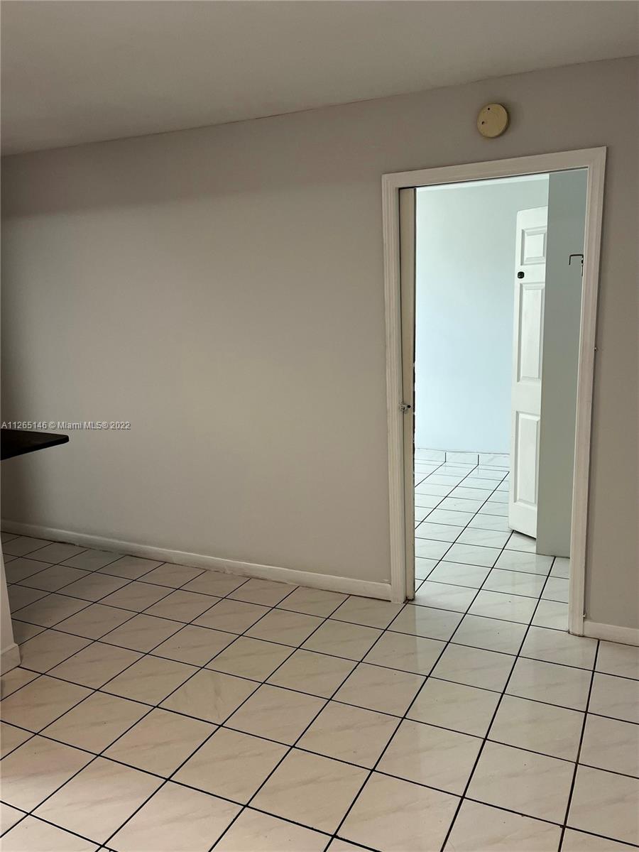 JEFFERSON SOUTH SHORE CON - Residential Lease