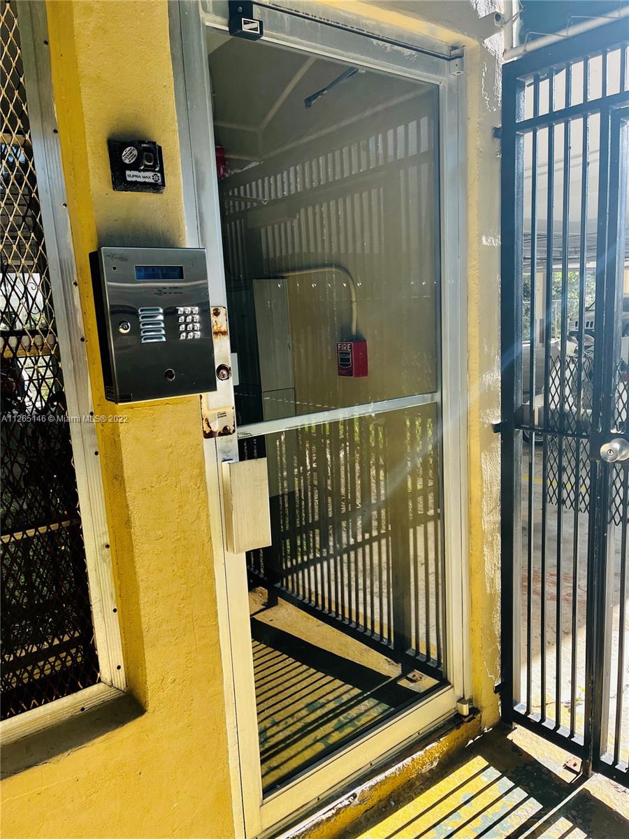 JEFFERSON SOUTH SHORE CON - Residential Lease