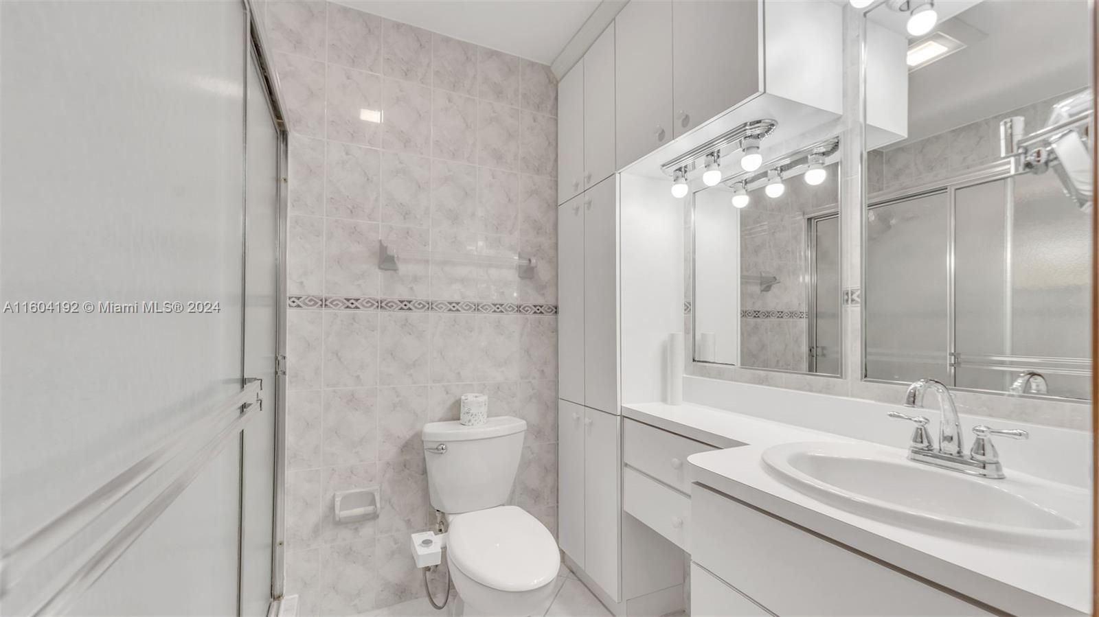 GRATIGNY HEIGHTS 2ND ADDN - Residential