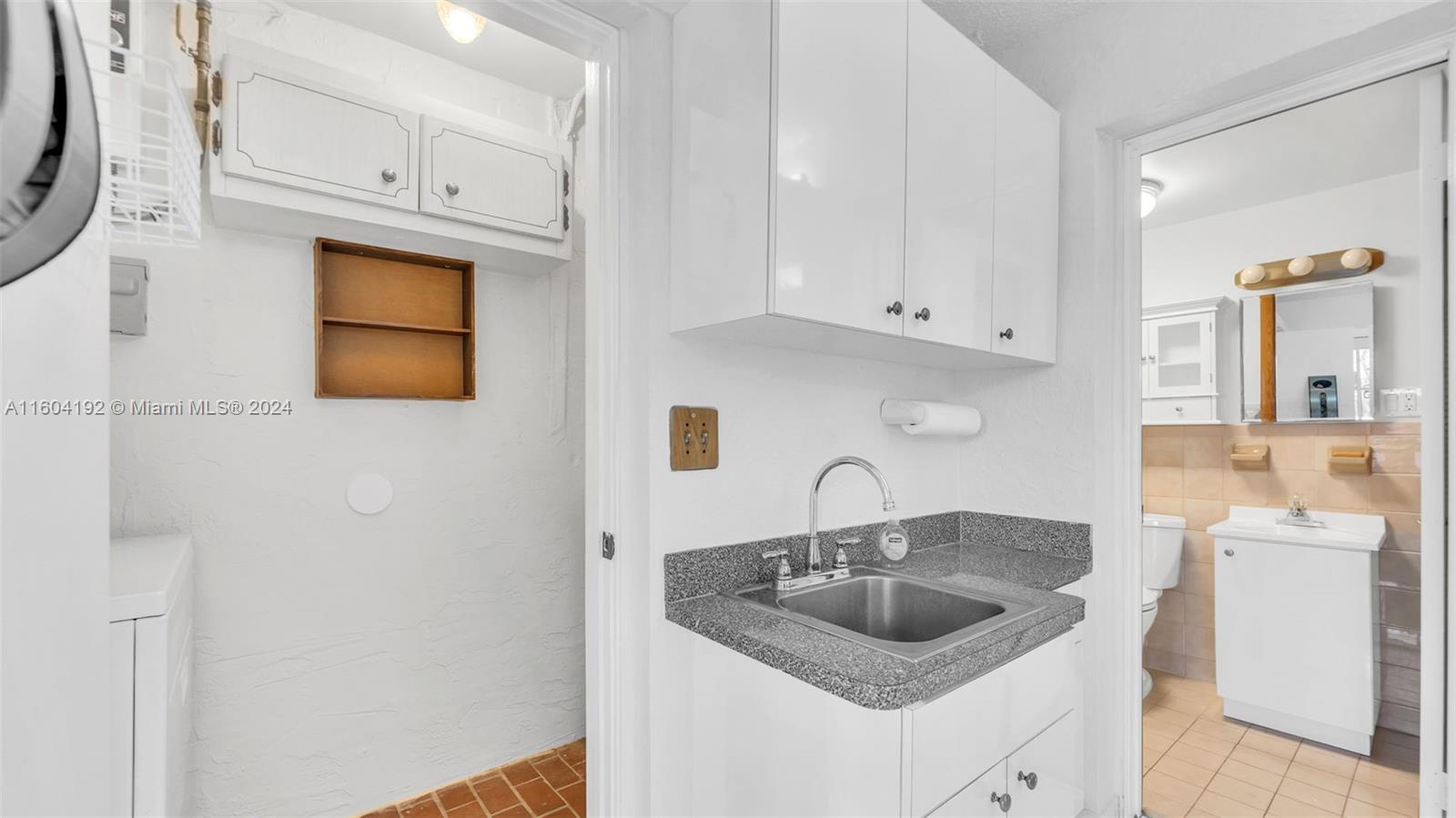 GRATIGNY HEIGHTS 2ND ADDN - Residential
