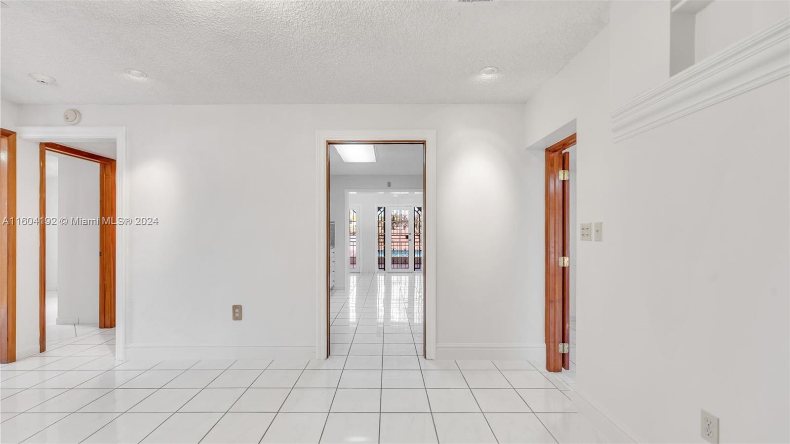GRATIGNY HEIGHTS 2ND ADDN - Residential