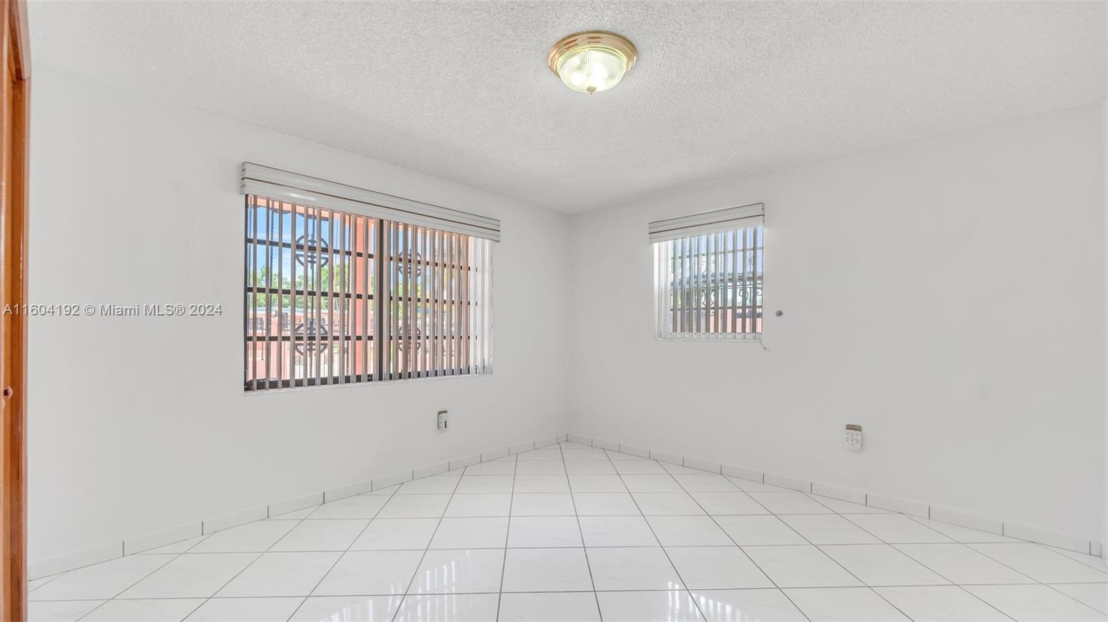 GRATIGNY HEIGHTS 2ND ADDN - Residential