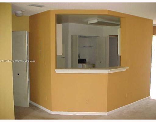 SUMMER LAKE CONDO - Residential