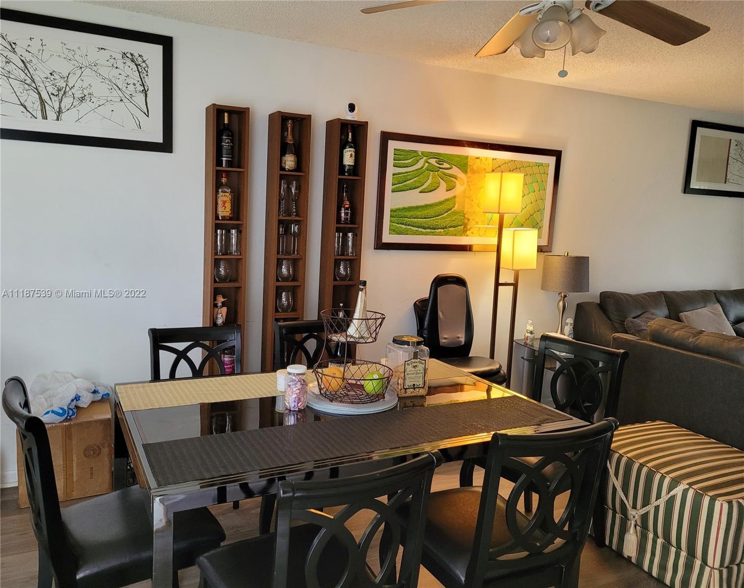 SUMMER LAKE CONDO - Residential