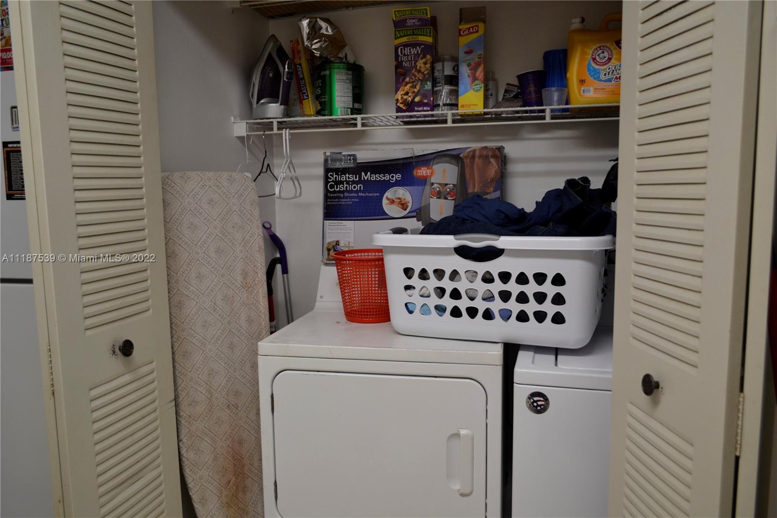 SUMMER LAKE CONDO - Residential