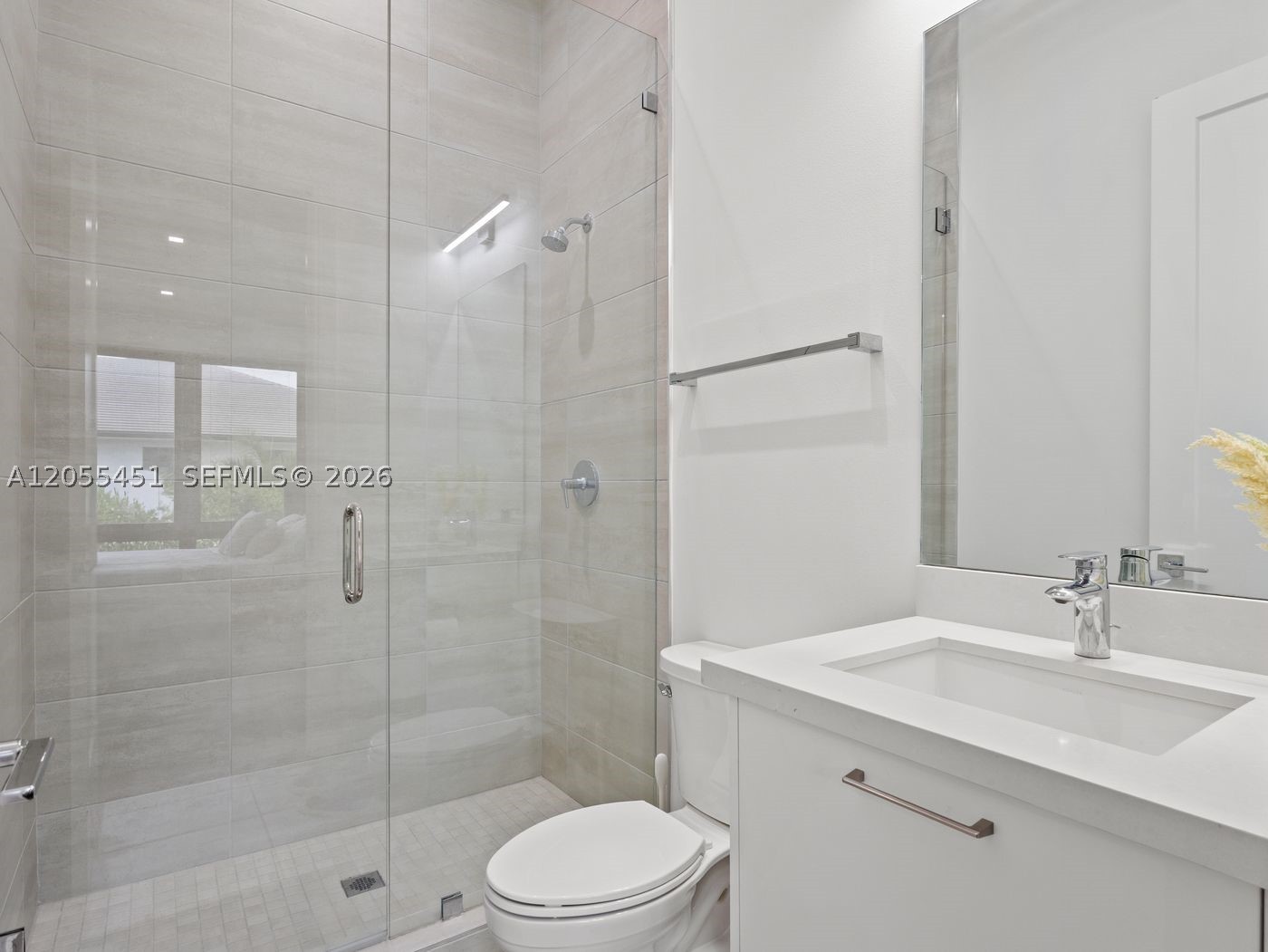 DOWNTOWN DORAL SOUTH PHAS - Residential