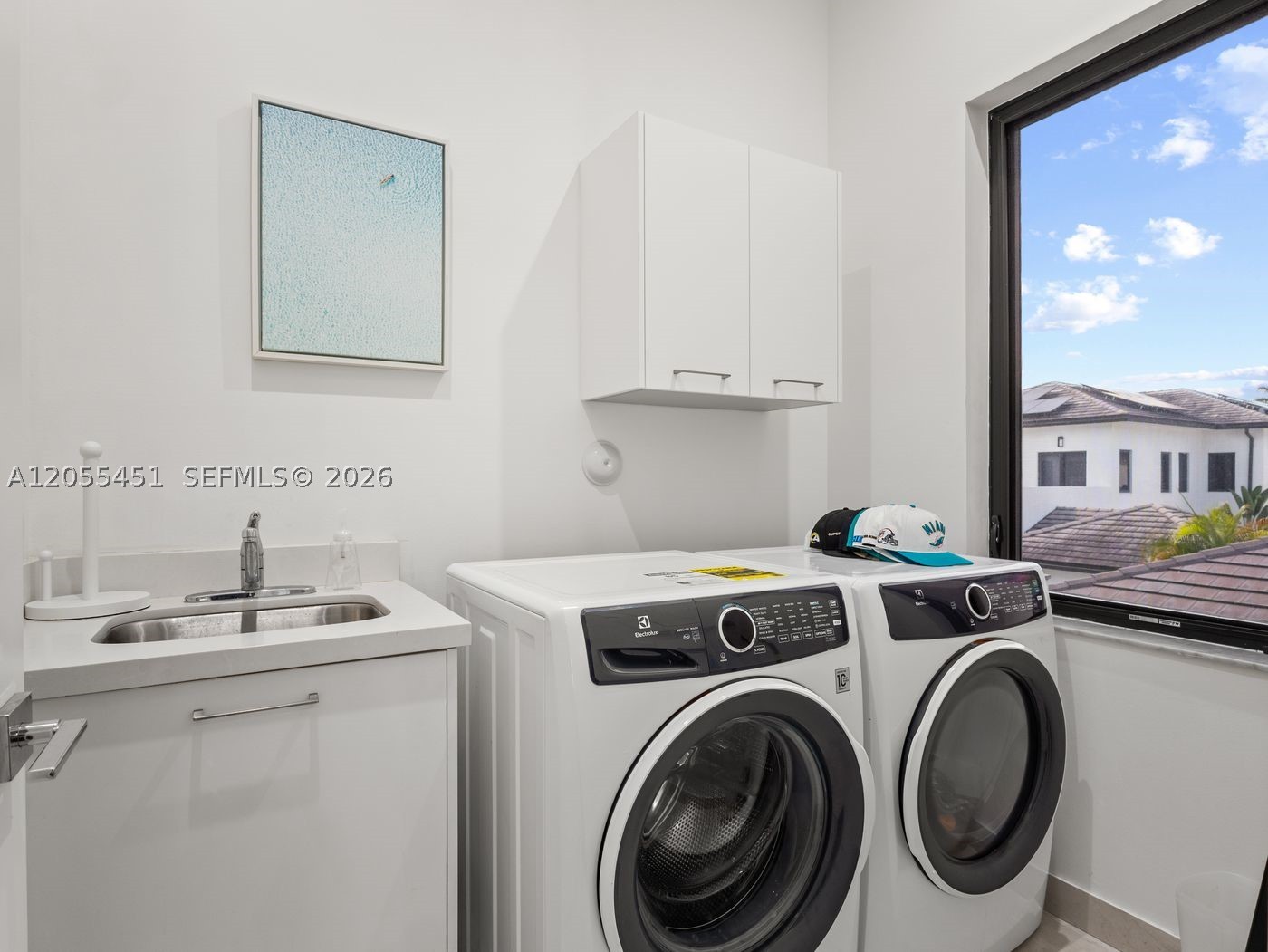 DOWNTOWN DORAL SOUTH PHAS - Residential