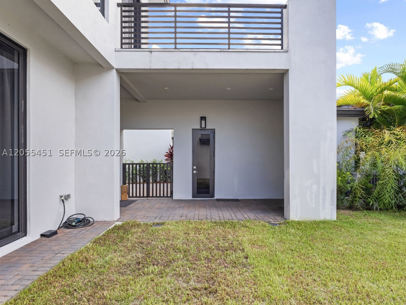 DOWNTOWN DORAL SOUTH PHAS - Residential