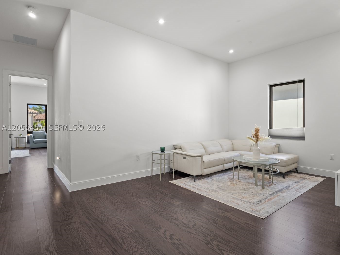 DOWNTOWN DORAL SOUTH PHAS - Residential