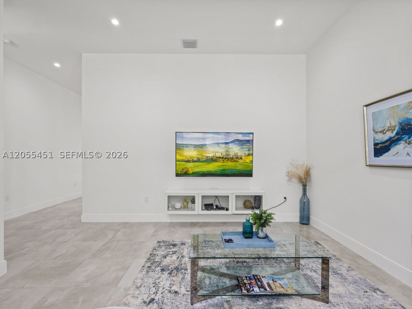 DOWNTOWN DORAL SOUTH PHAS - Residential