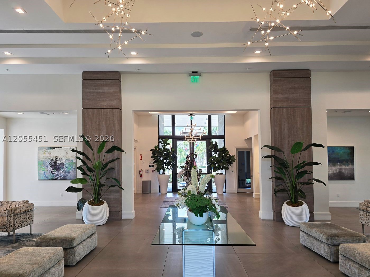 DOWNTOWN DORAL SOUTH PHAS - Residential