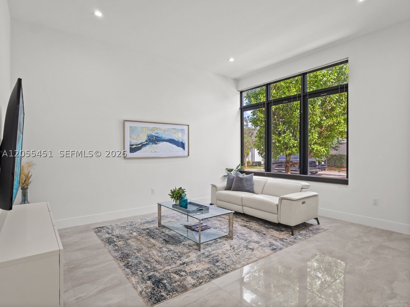 DOWNTOWN DORAL SOUTH PHAS - Residential