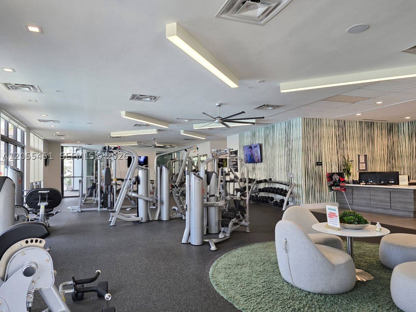 DOWNTOWN DORAL SOUTH PHAS - Residential