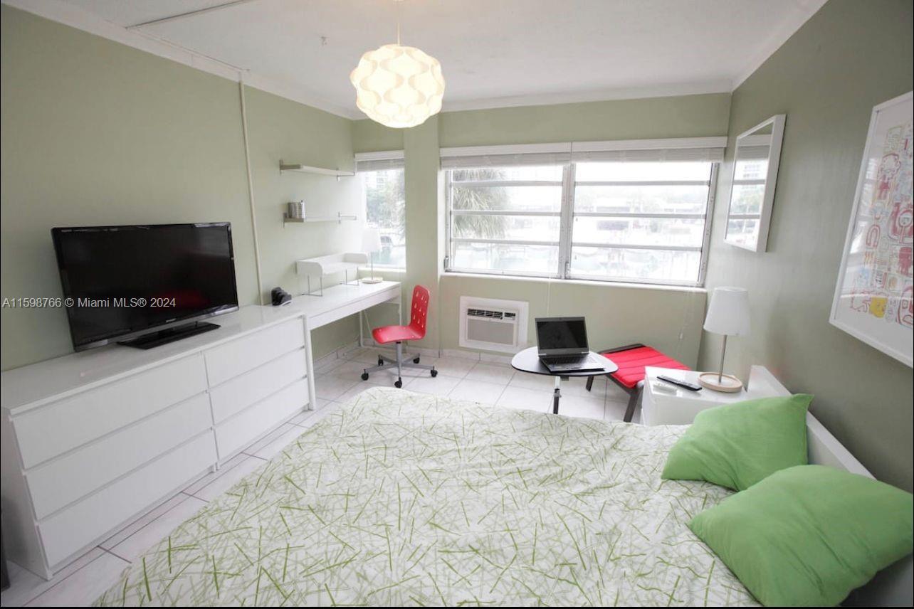 KINGS POINT IMPERIAL COND - Residential Lease