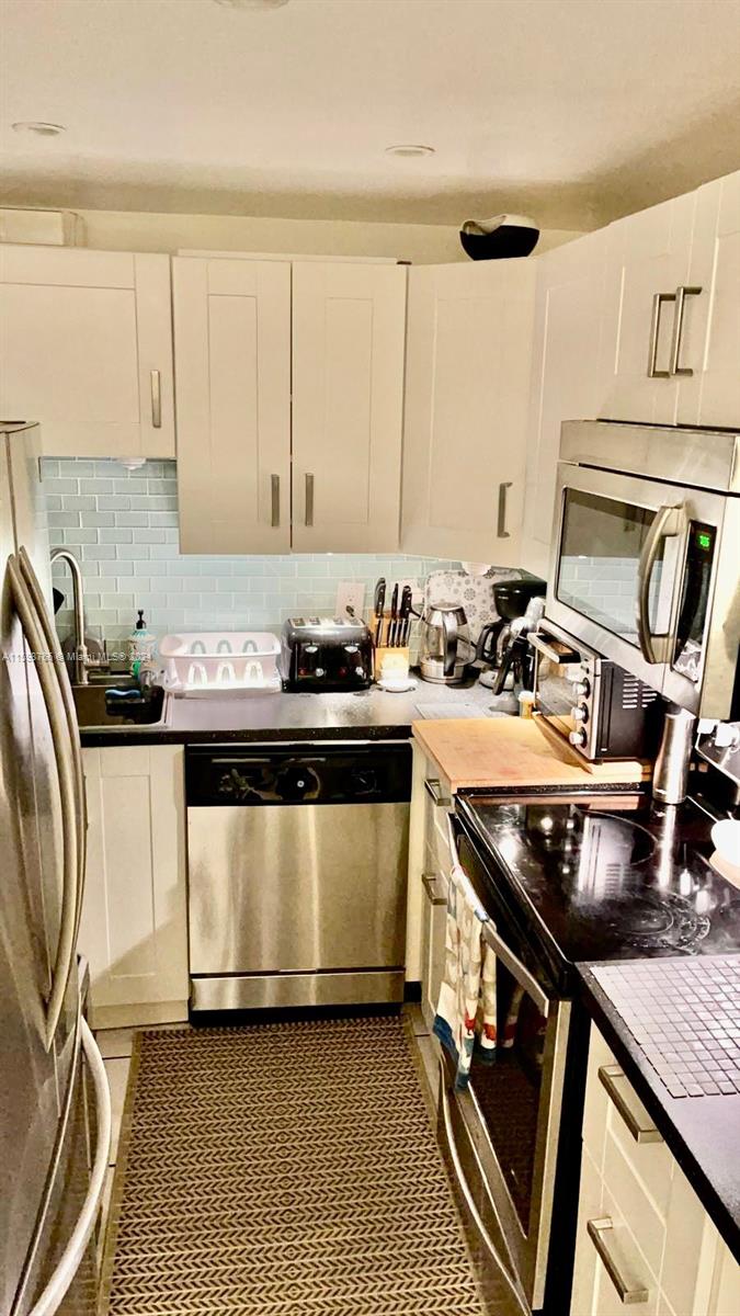KINGS POINT IMPERIAL COND - Residential Lease