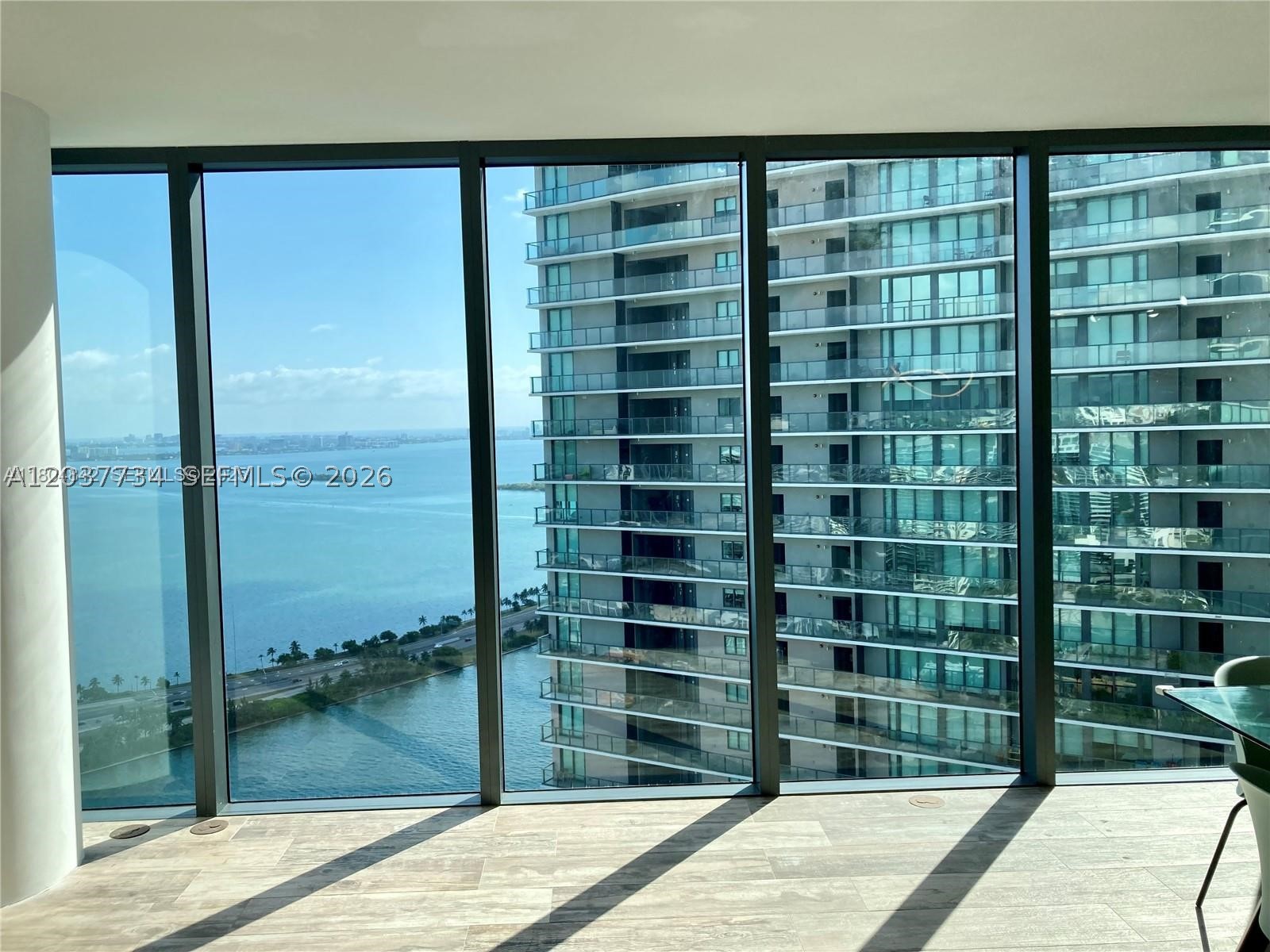 PARAISO BAY CONDO - Residential Lease