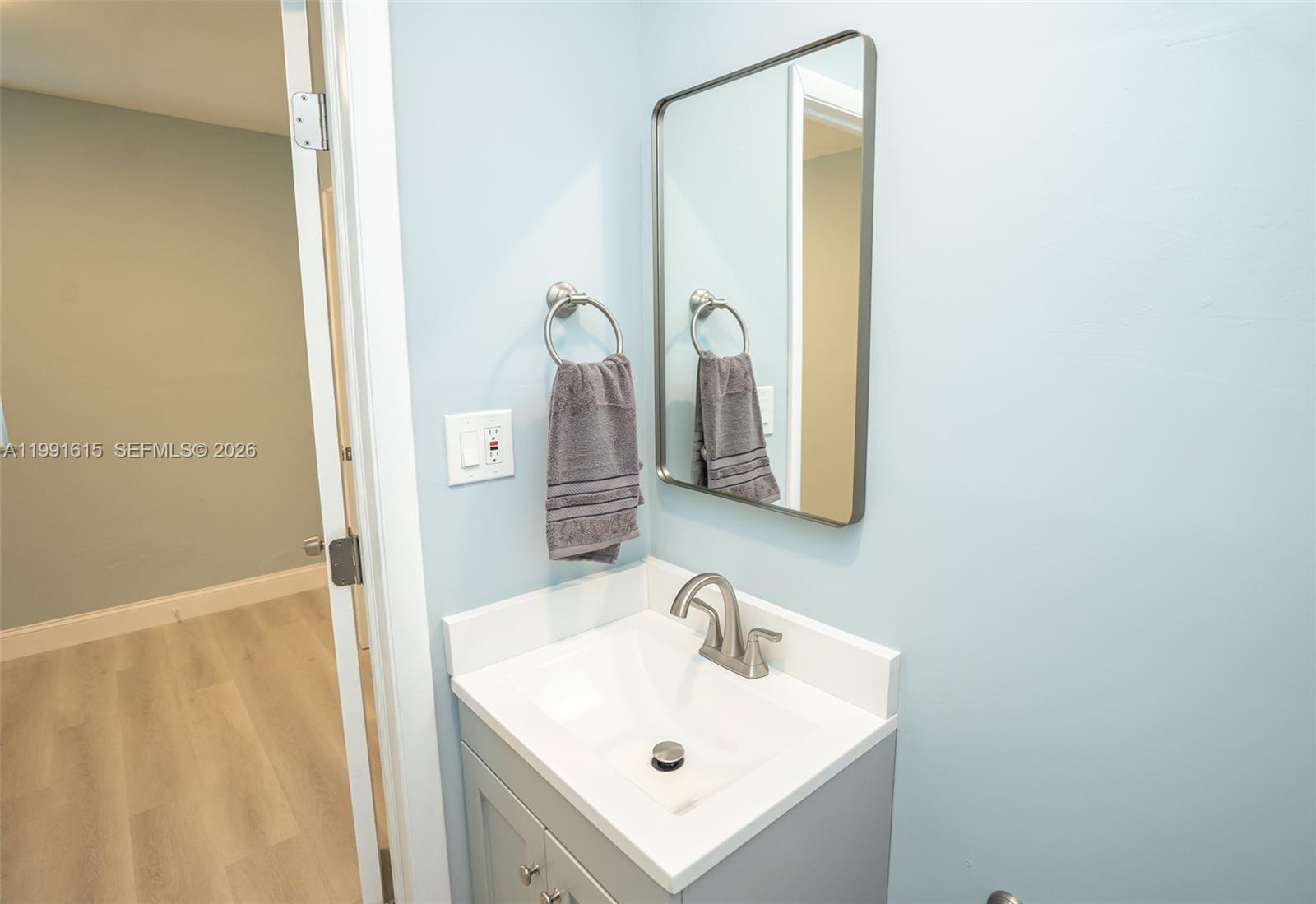 CORAL WAY PK SEC D - Residential