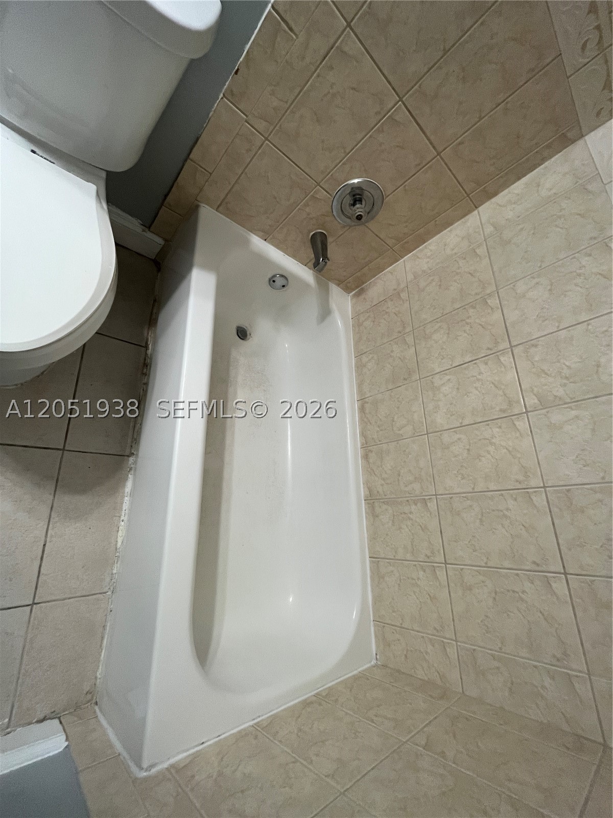 FOREST PARK CONDO - Residential Lease