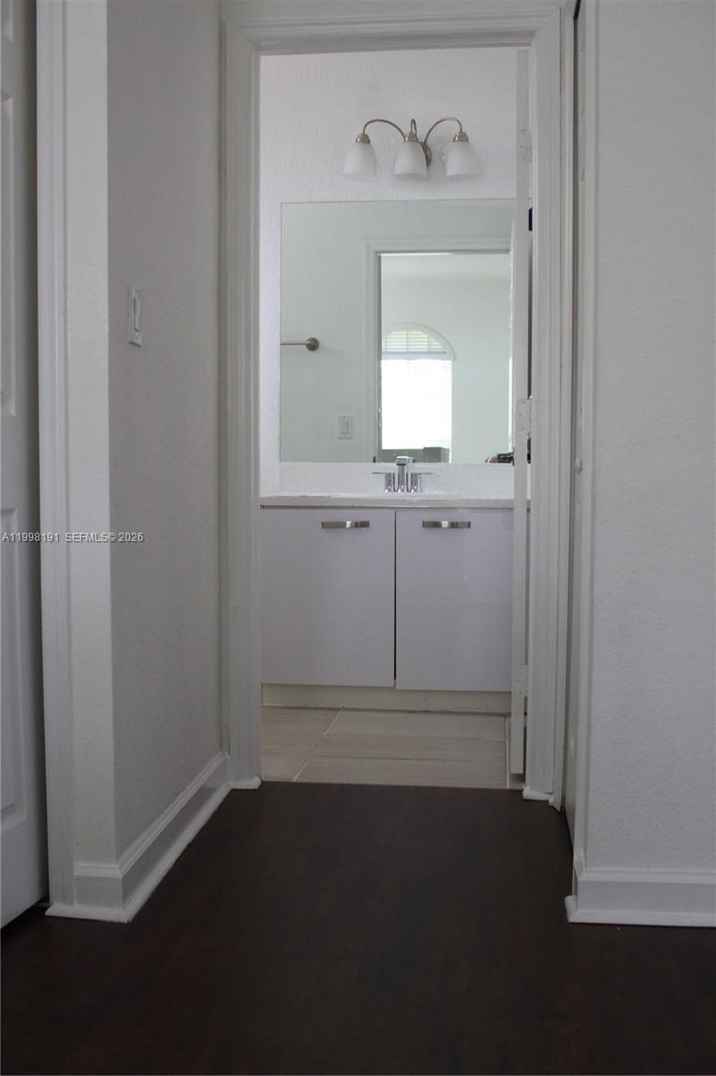DORAL ISLES NORTH SEC TWO - Residential Lease