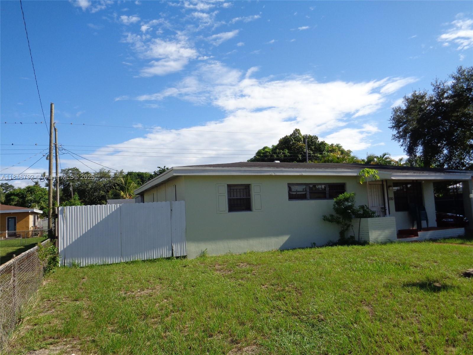 MYRTLE GROVE - Residential