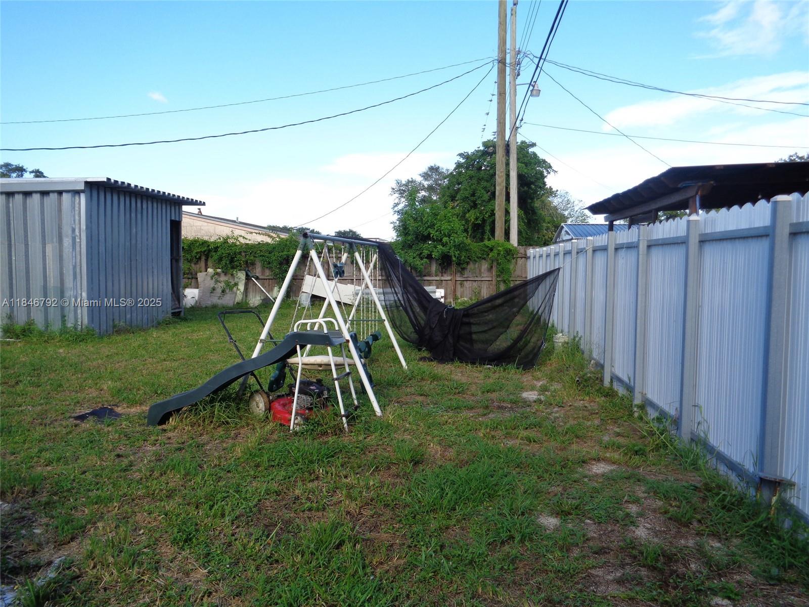 MYRTLE GROVE - Residential