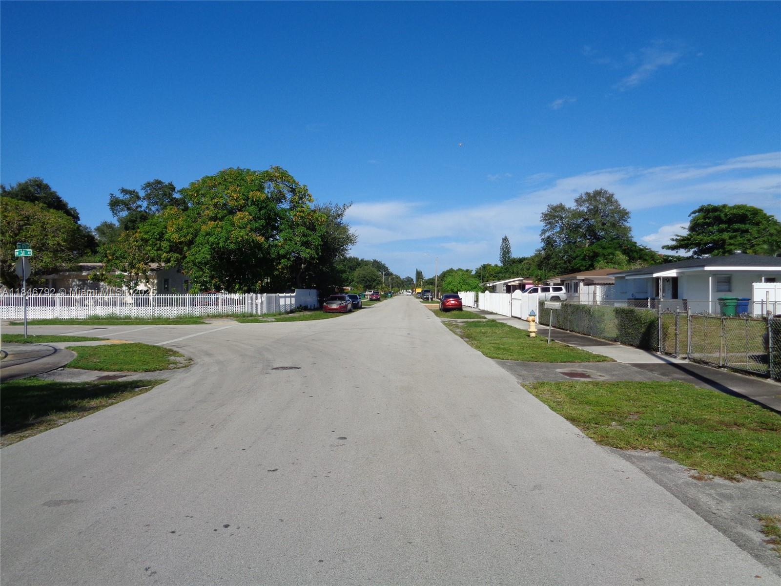 MYRTLE GROVE - Residential