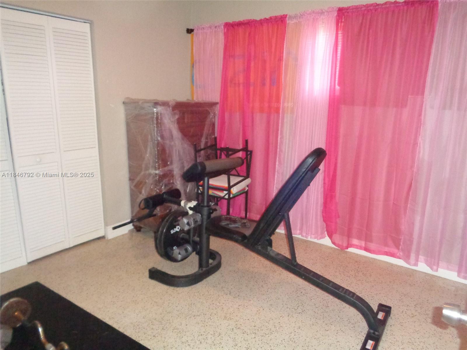 MYRTLE GROVE - Residential