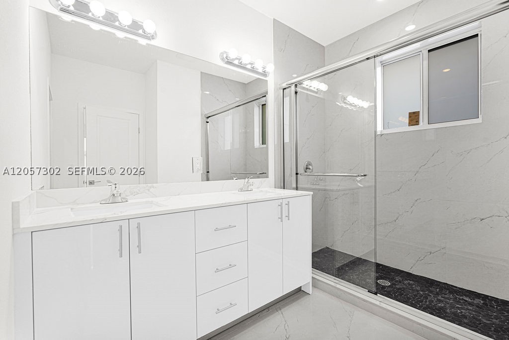 CHLOE ESTATES - Residential
