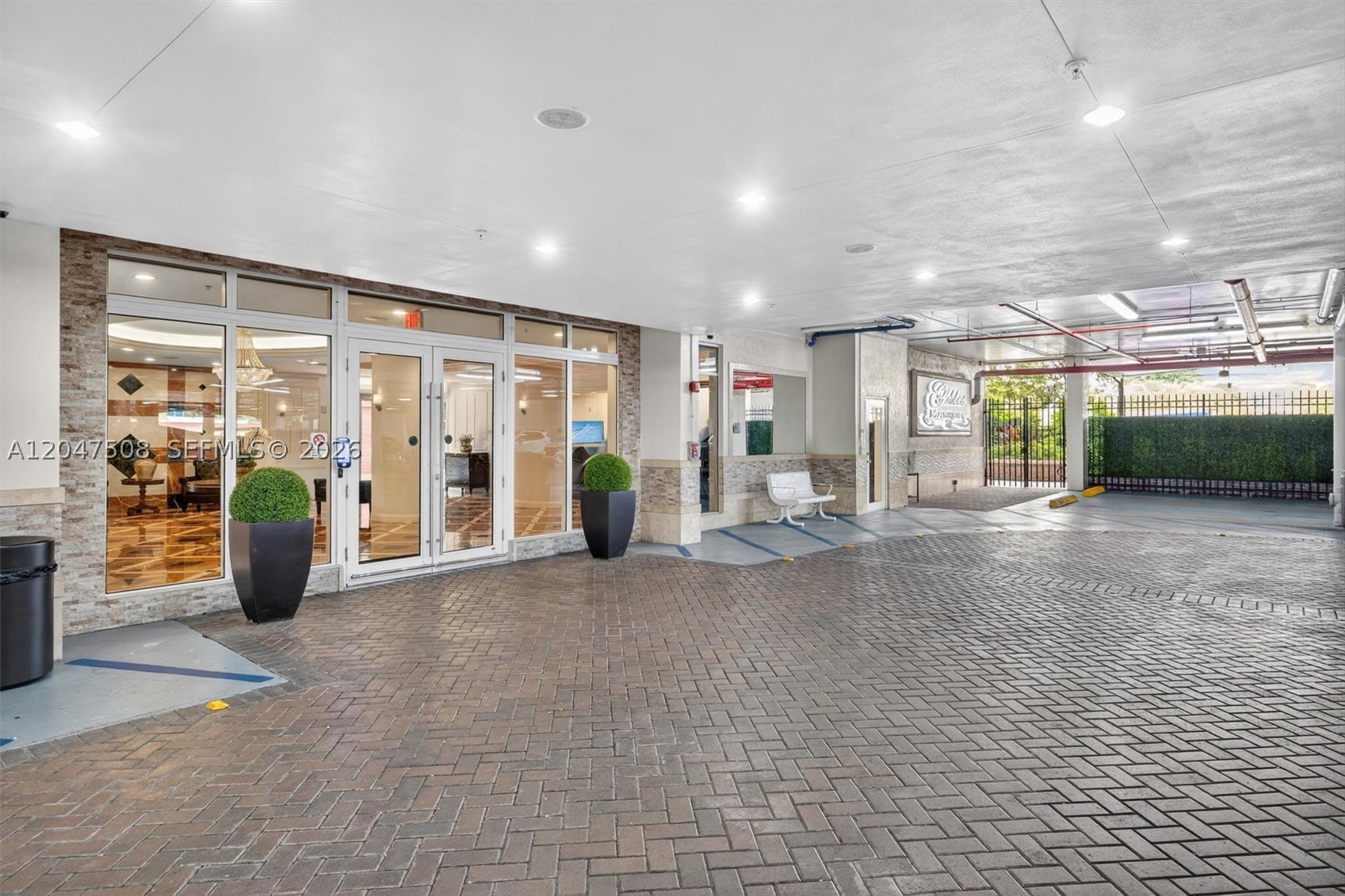 GABLES MARQUIS CONDO - Residential