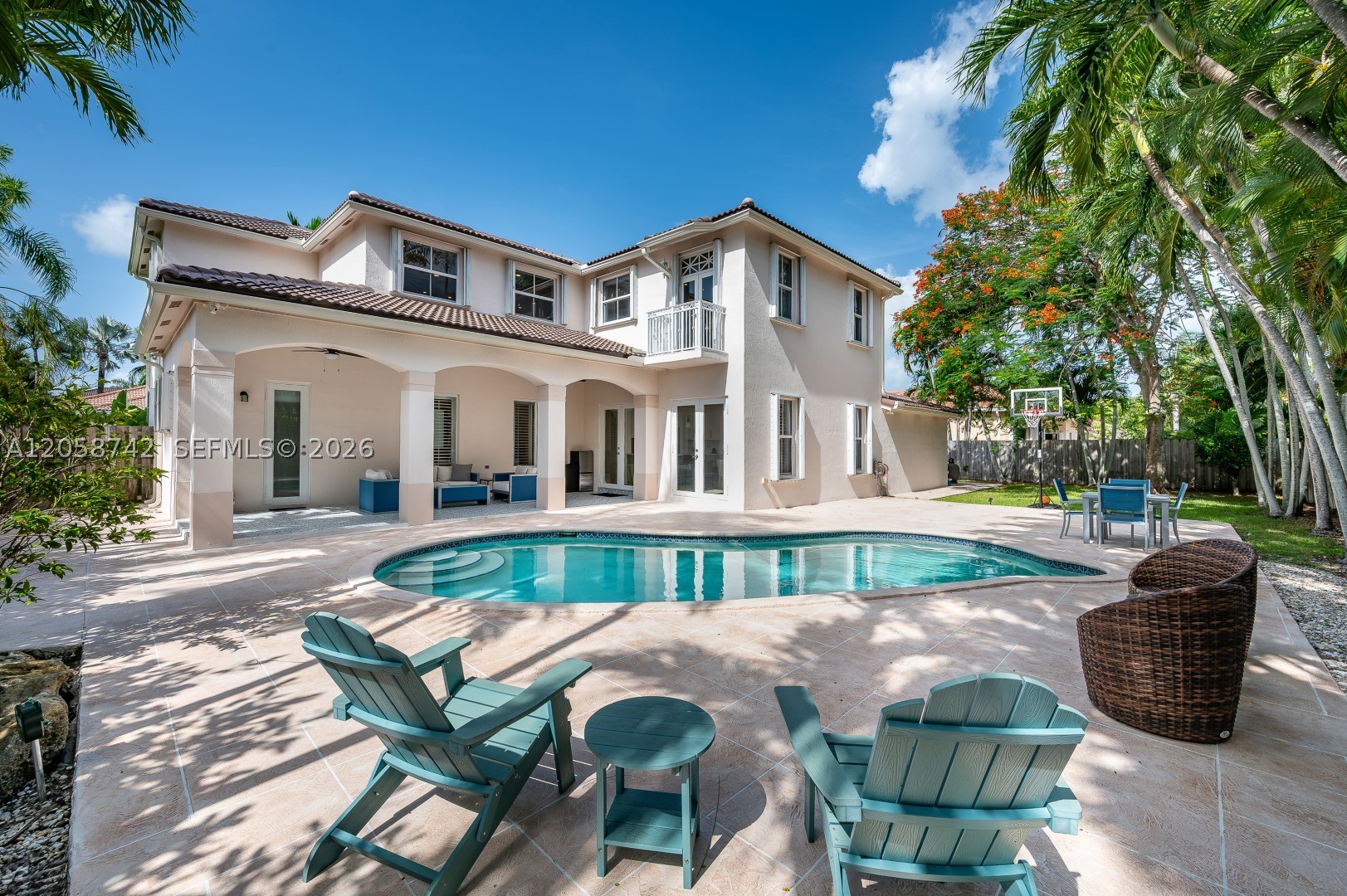 TUSCANY ESTATES AND VILLA - Residential